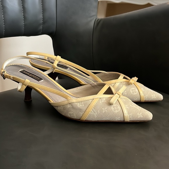 Louis Vuitton kitten heels. Vintage from 2002. - Picture 2 of 4